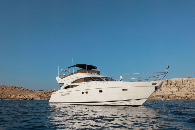 Princess 61 Fly | Mona