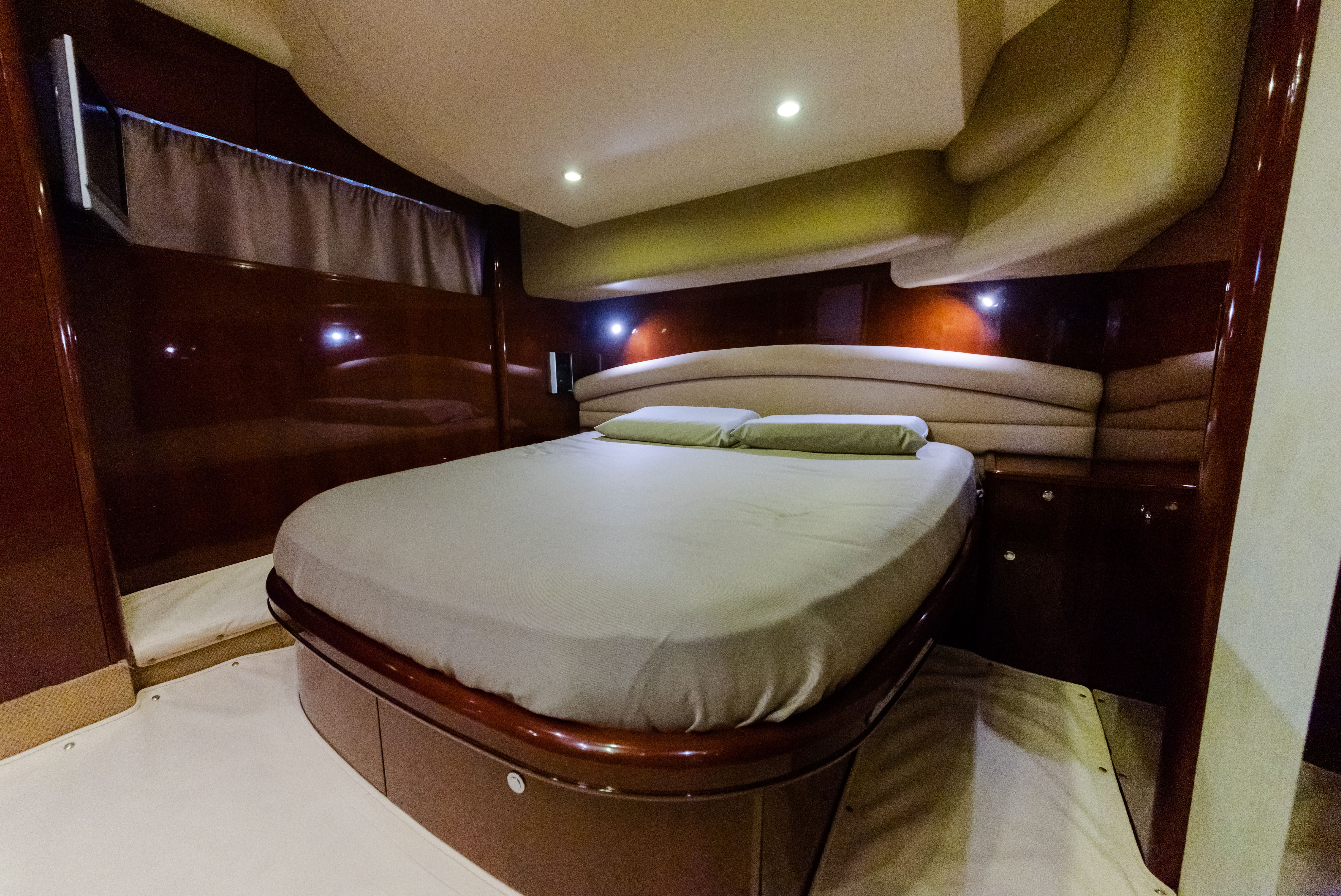 Princess 61 Fly | Mona