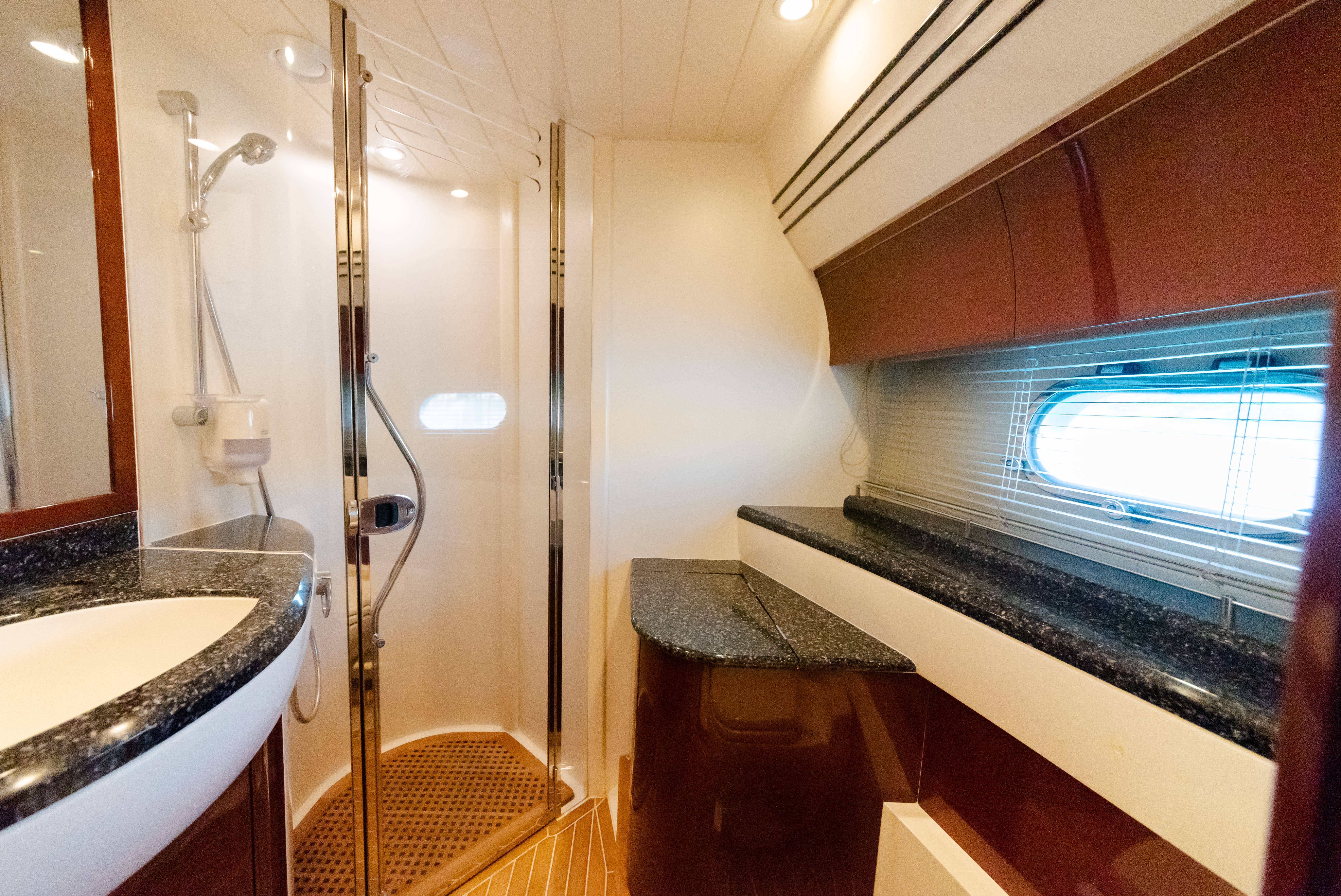 Princess 61 Fly | Mona