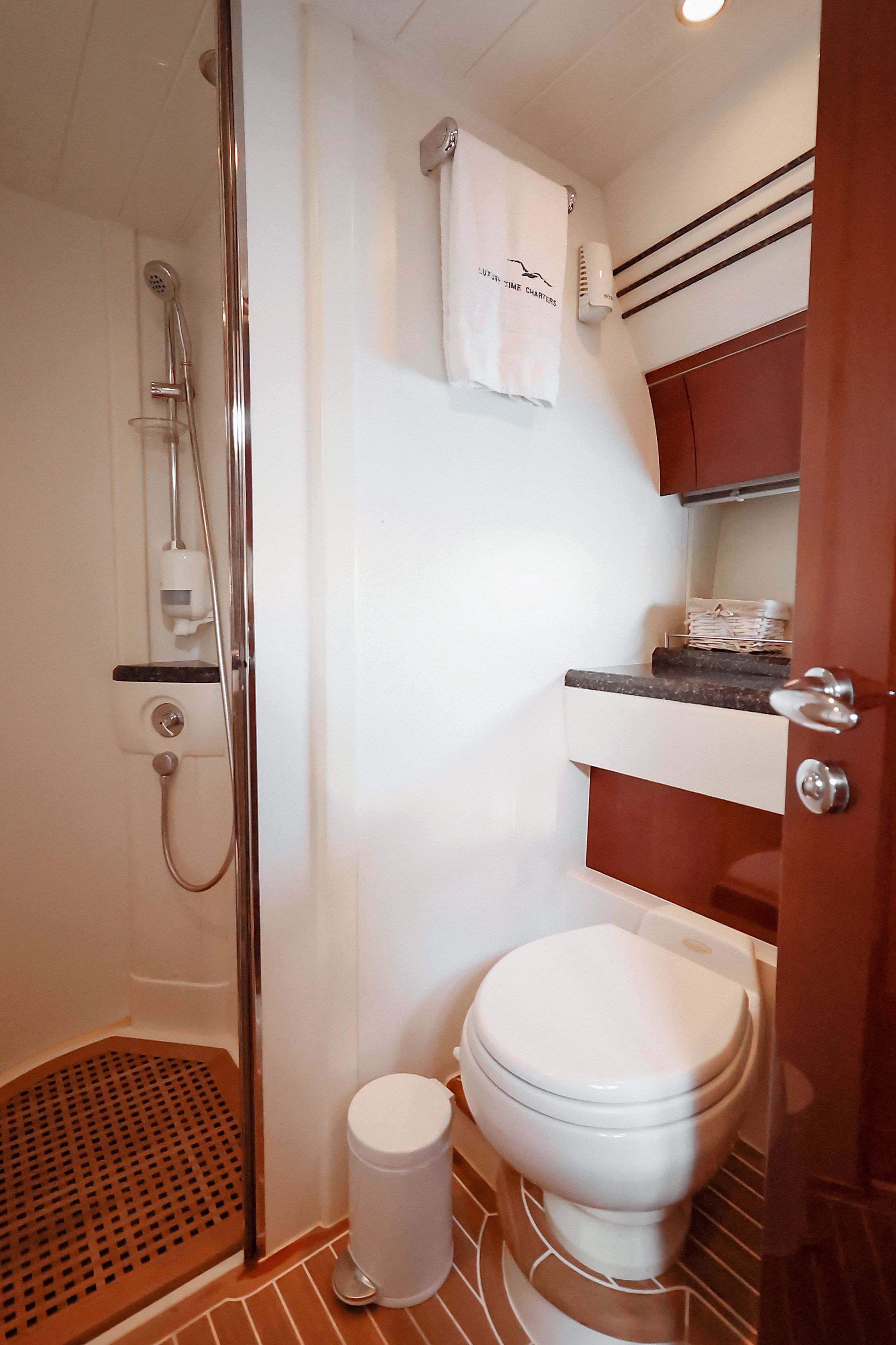 Princess 61 Fly | Mona