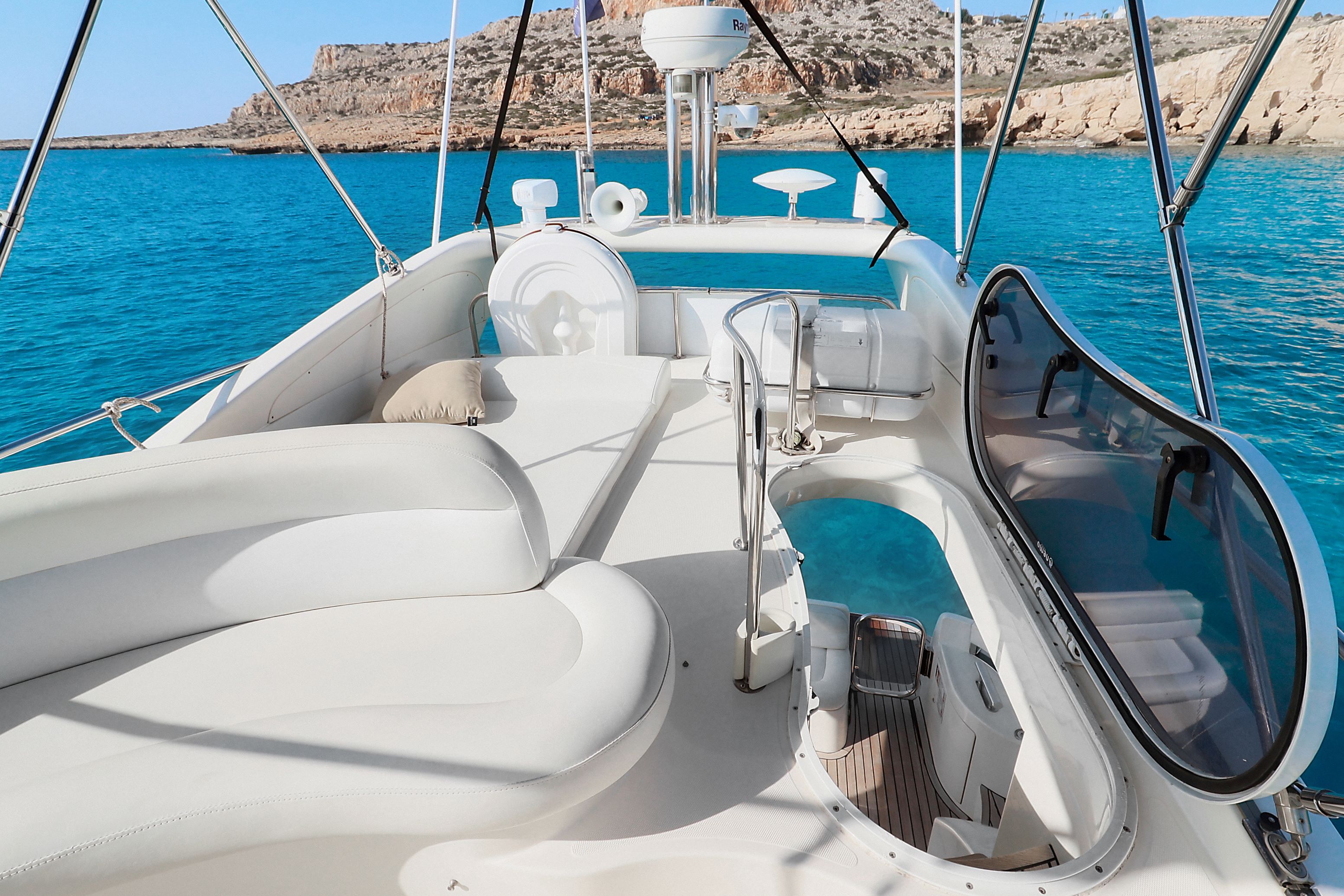 Azimut 42 | Time Out