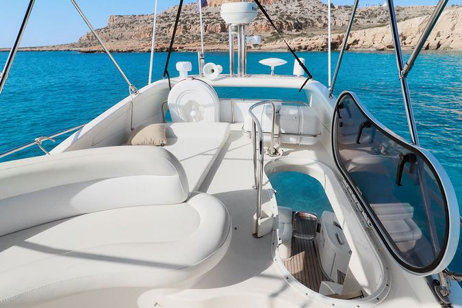 Azimut 42 | Time Out