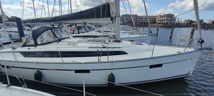 Bavaria Cruiser 37 | Mola 22-3 Flensburg
