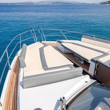 Galeon 640 Fly | FG Star