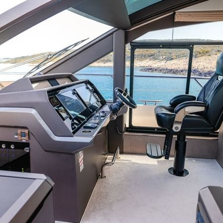 Galeon 640 Fly | FG Star