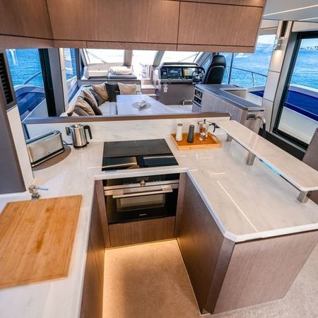 Galeon 640 Fly | FG Star