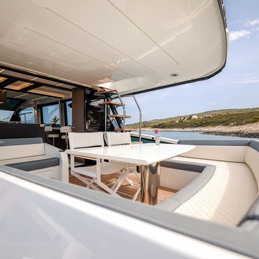 Galeon 640 Fly | FG Star
