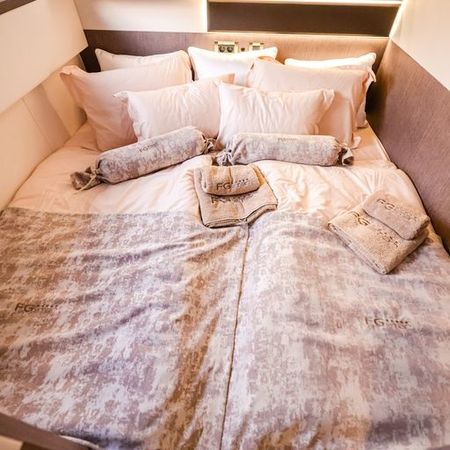 Galeon 640 Fly | FG Star