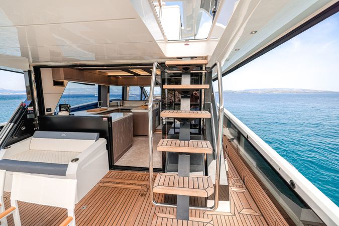 Galeon 640 Fly | FG Star