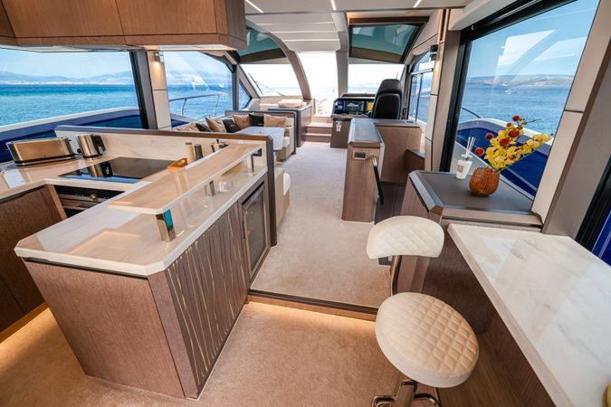 Galeon 640 Fly | FG Star