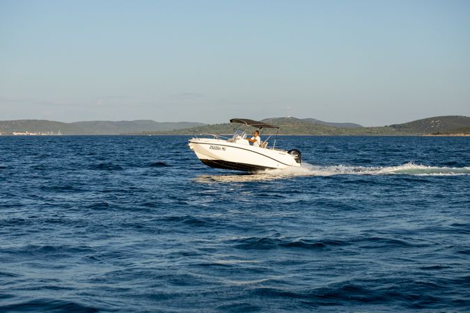 Quicksilver 555 | Activ