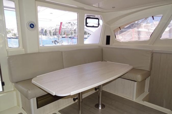 Leopard 44 | La Luna