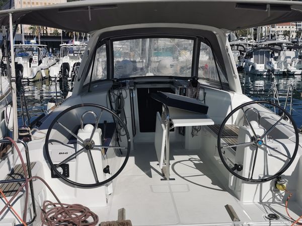 Beneteau Oceanis 38.1 | Sailor Mercury