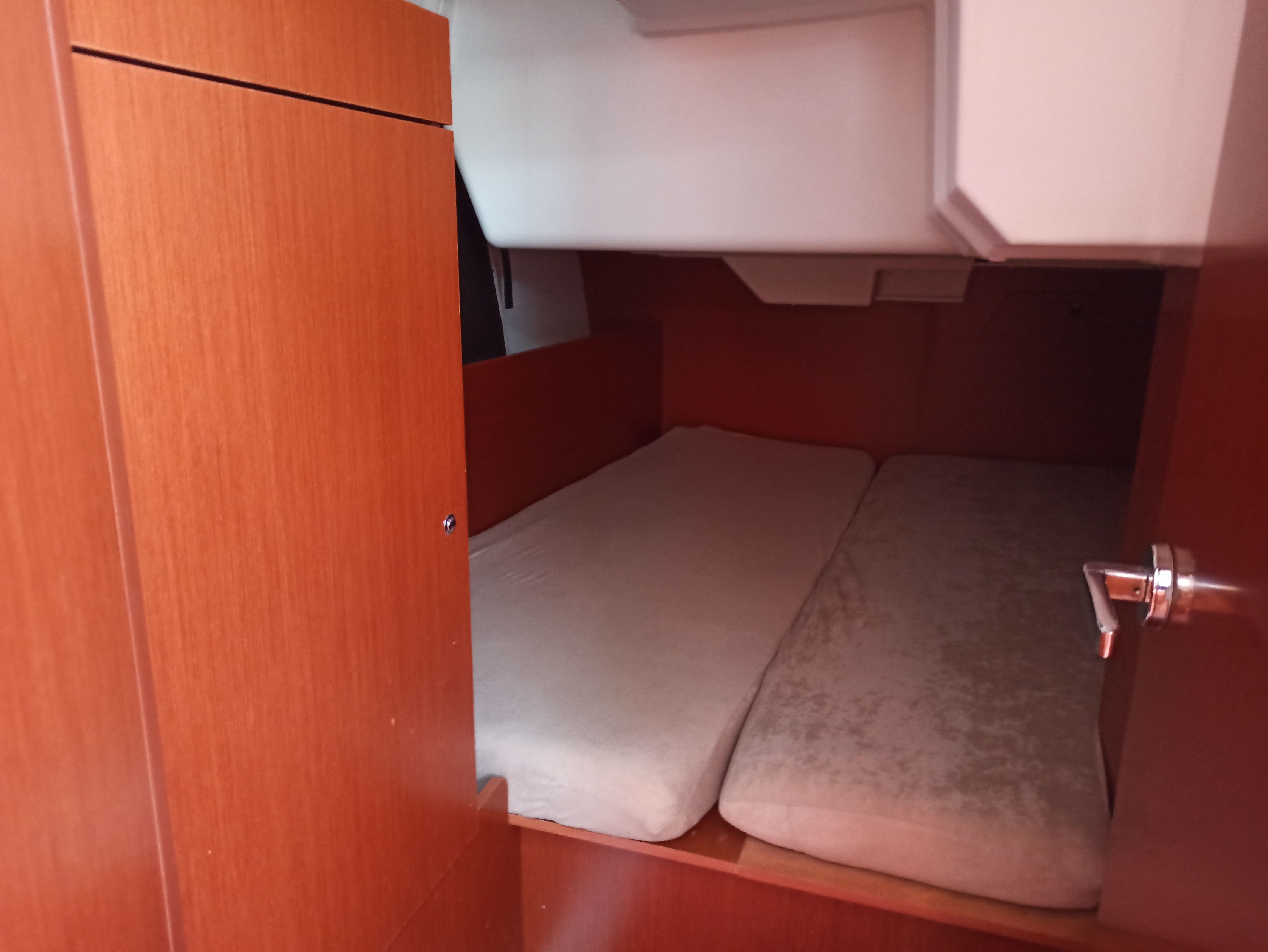 Beneteau Oceanis 38.1 | Sailor Mercury