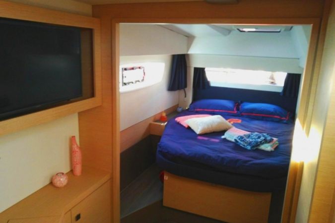 Fountaine Pajot Astrea 42 | Dorella