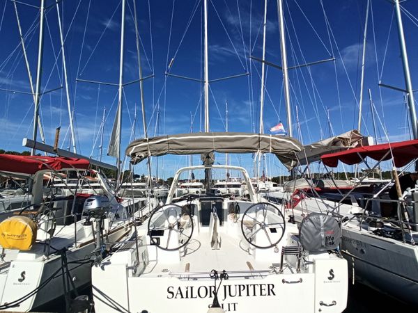 Beneteau Oceanis 38.1 | Sailor Jupiter