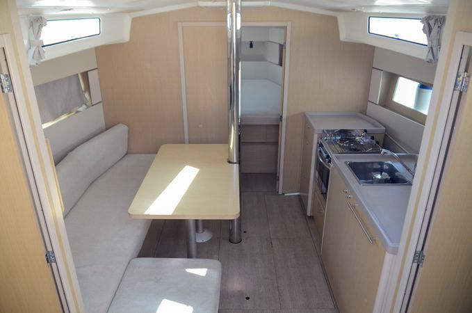 Beneteau Oceanis 38.1 | Sea Wolf