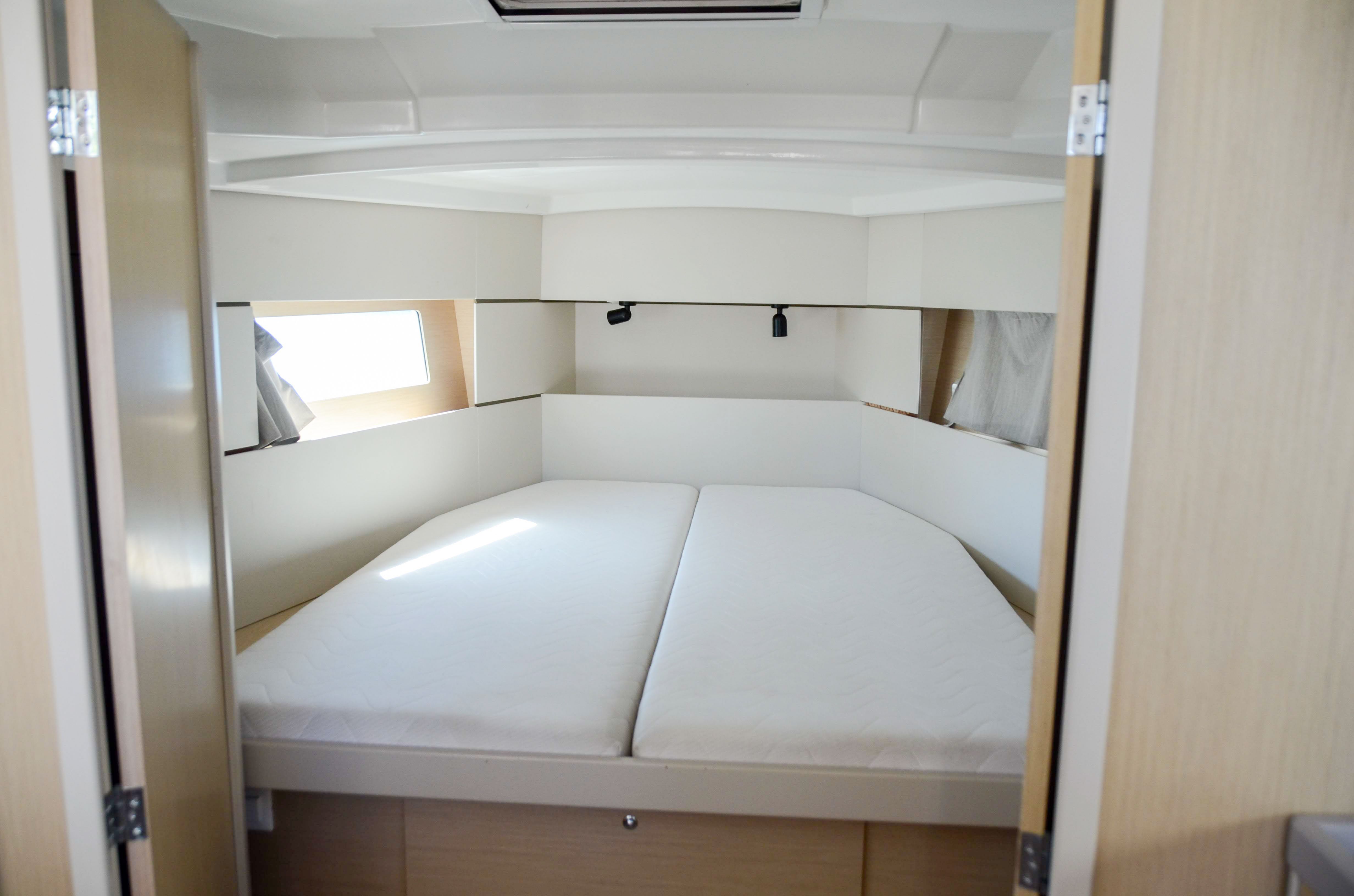 Beneteau Oceanis 38.1 | Sea Wolf