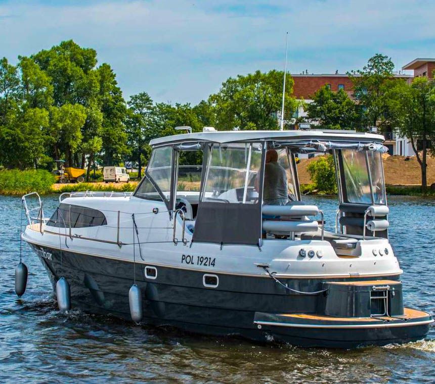 Navigator 999 | Zanzibar