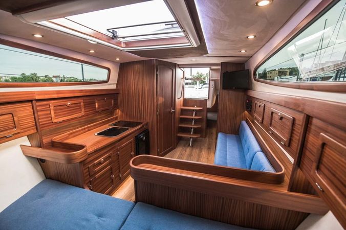 Navigator 999 | Zanzibar