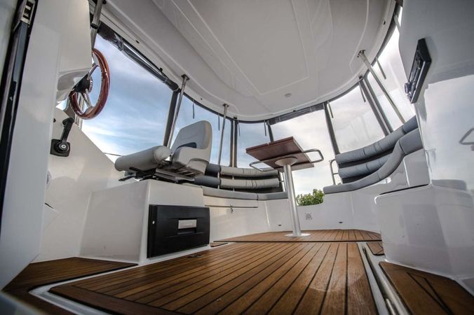 Navigator 999 | Zanzibar