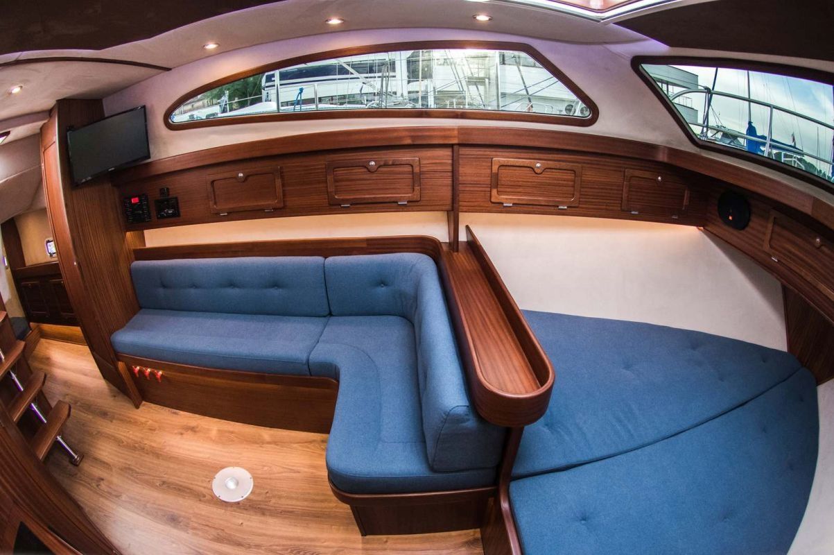 Navigator 999 | Zanzibar