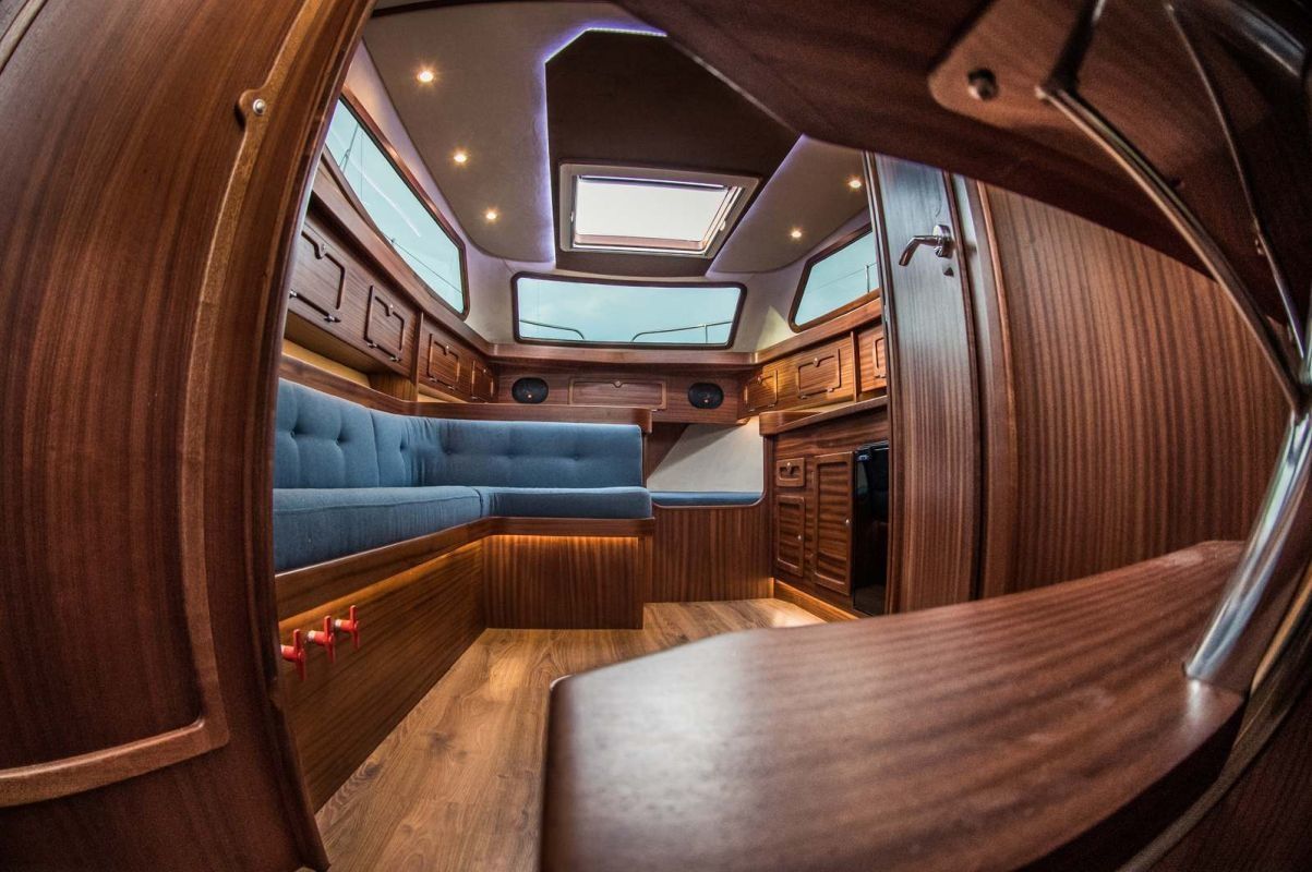 Navigator 999 | Zanzibar