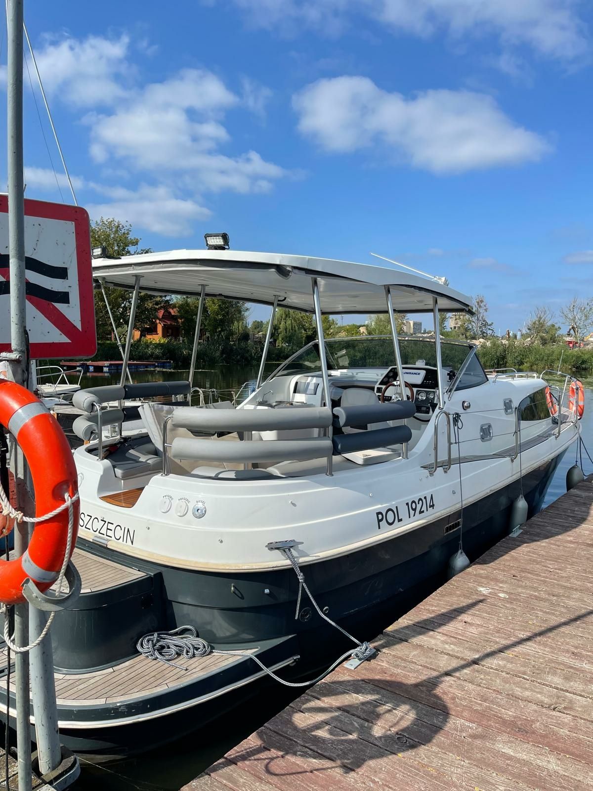 Navigator 999 | Zanzibar