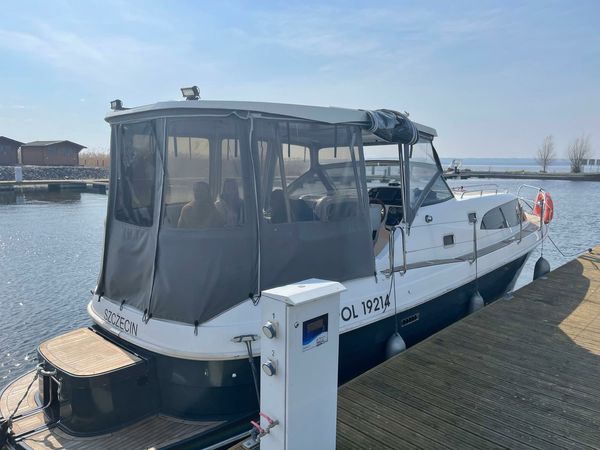 Navigator 999 | Zanzibar