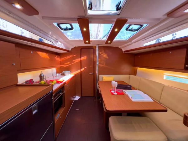 Dufour 390 | Cuir Noir