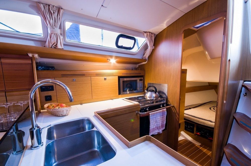 Jeanneau Sun Odyssey 39i | Juna