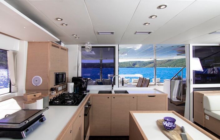 Lagoon 560 | Cool Change