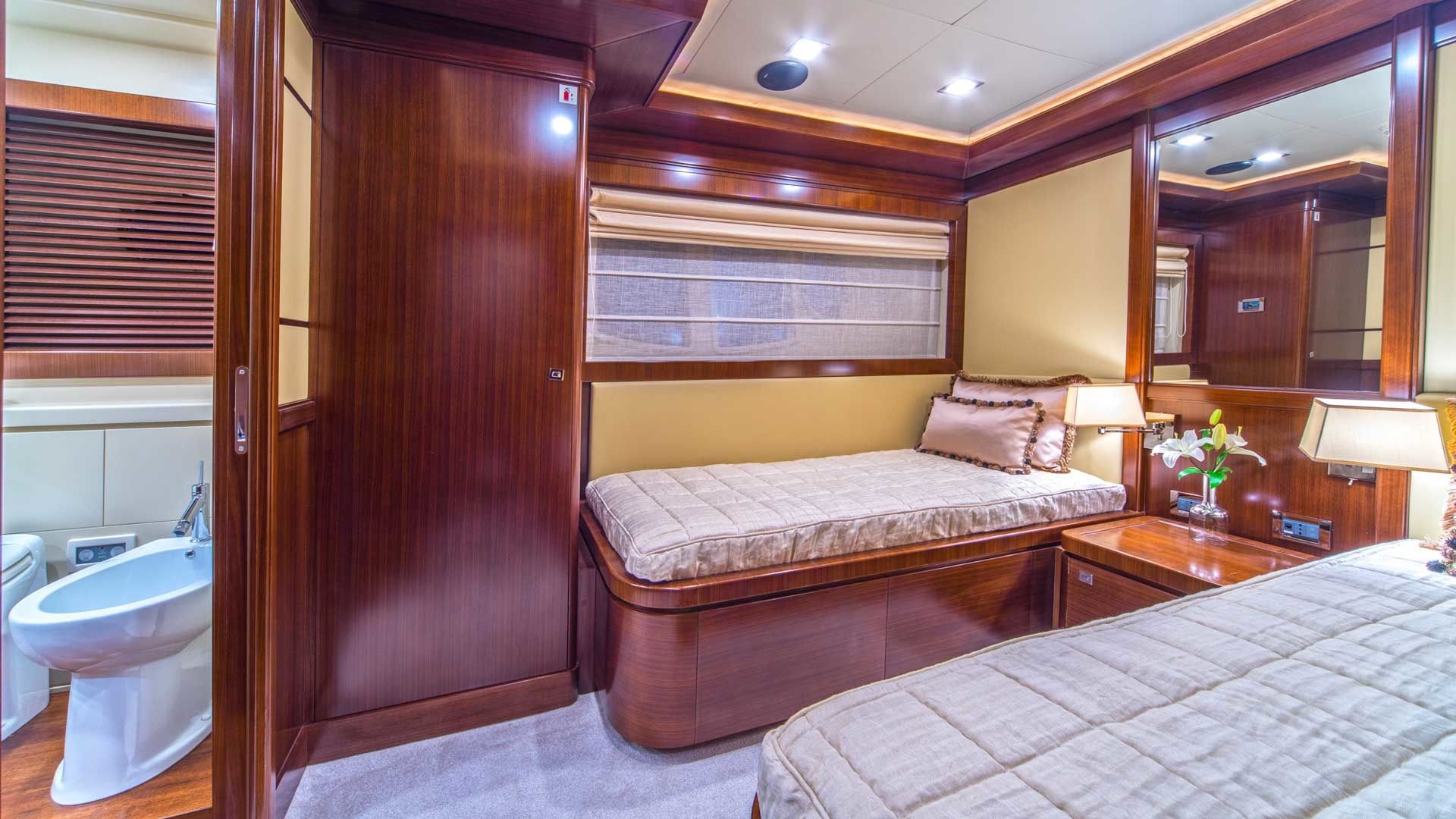 Ferretti Custom Line Navetta | Seventh Sense