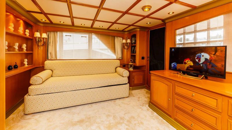 Benetti 35M | To Je To