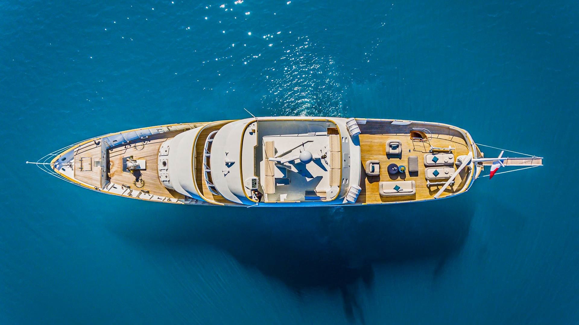 Benetti 35M | To Je To