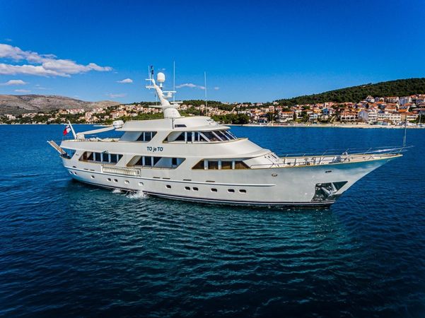 Benetti 35M | To Je To