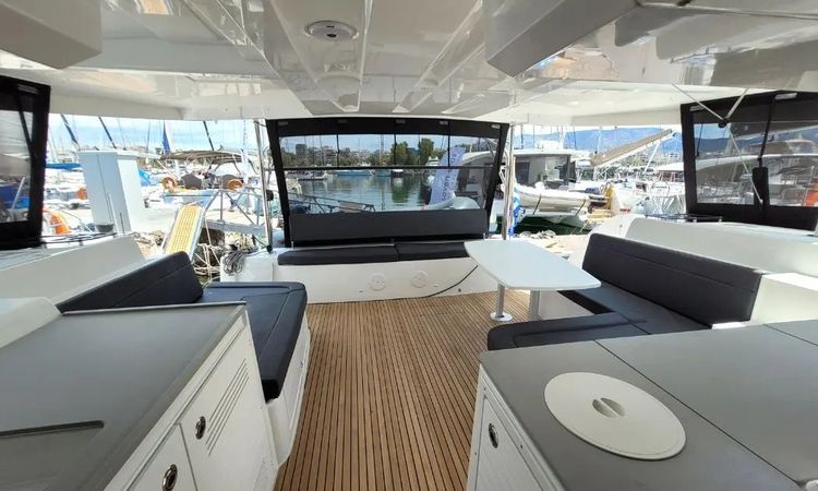 Lagoon 46 | Pergisos