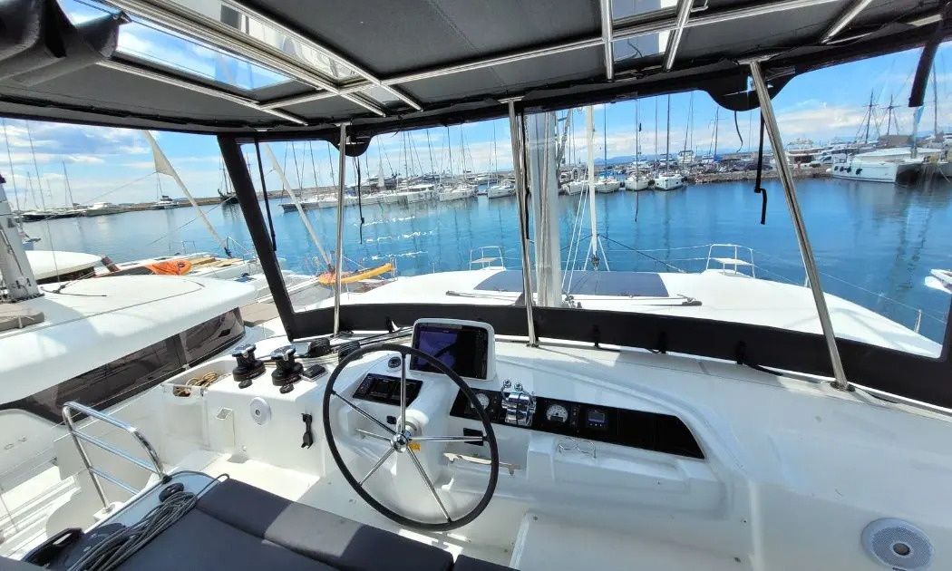 Lagoon 46 | Pergisos