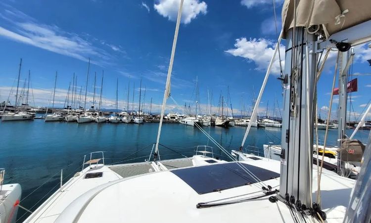 Lagoon 46 | Pergisos