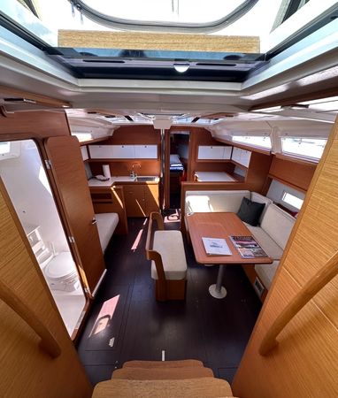 Dufour 430 | Opportune Moment