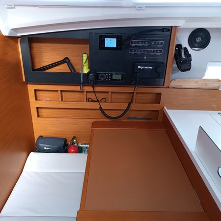 Jeanneau Sun Odyssey 410 | Camillieri