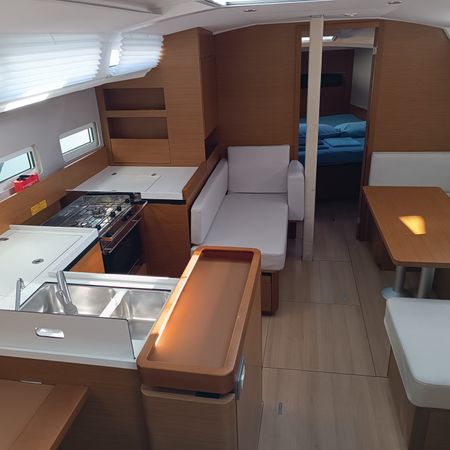 Jeanneau Sun Odyssey 410 | Camillieri