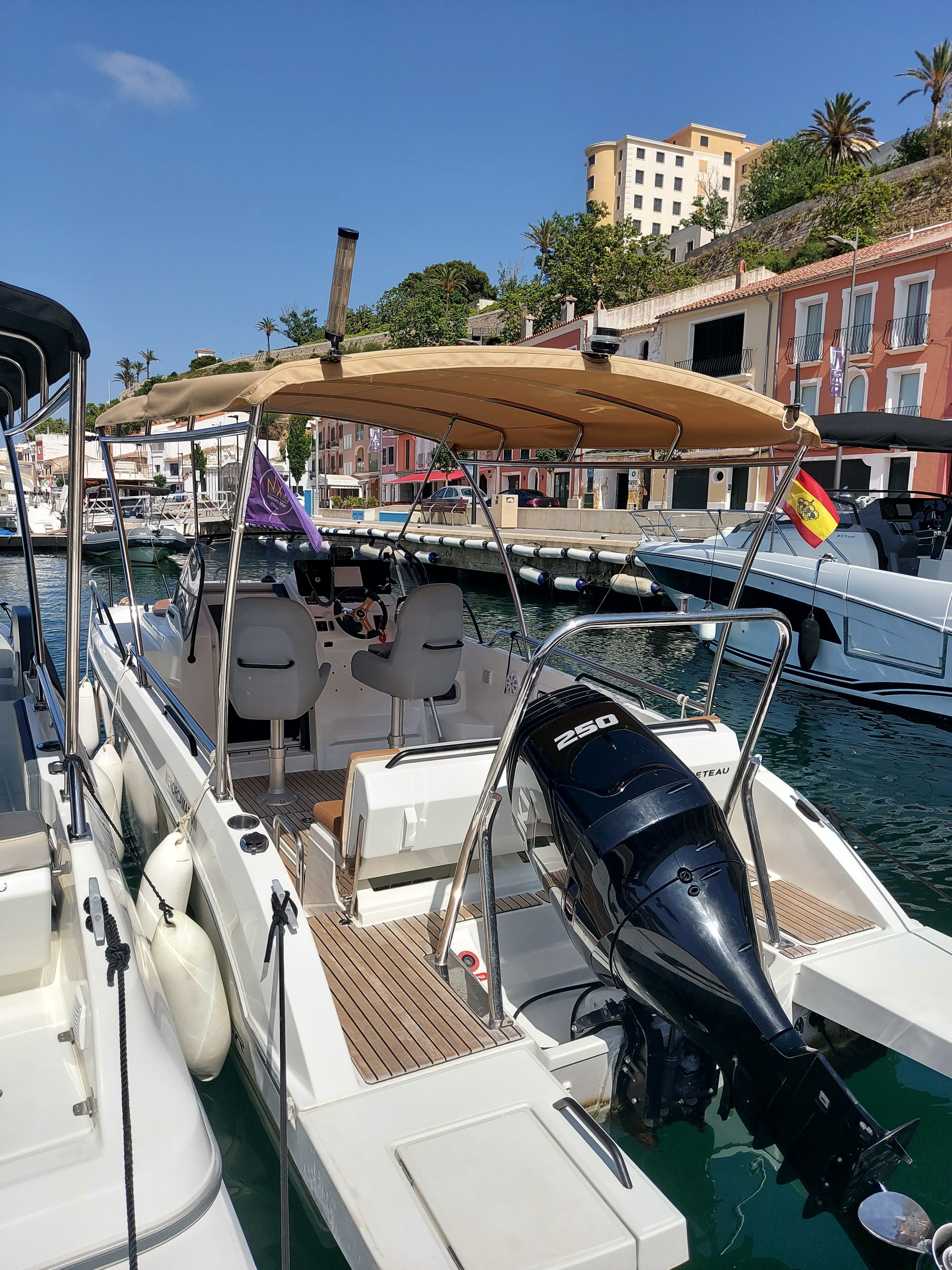 Beneteau Flyer 8 | Menorcamar 8