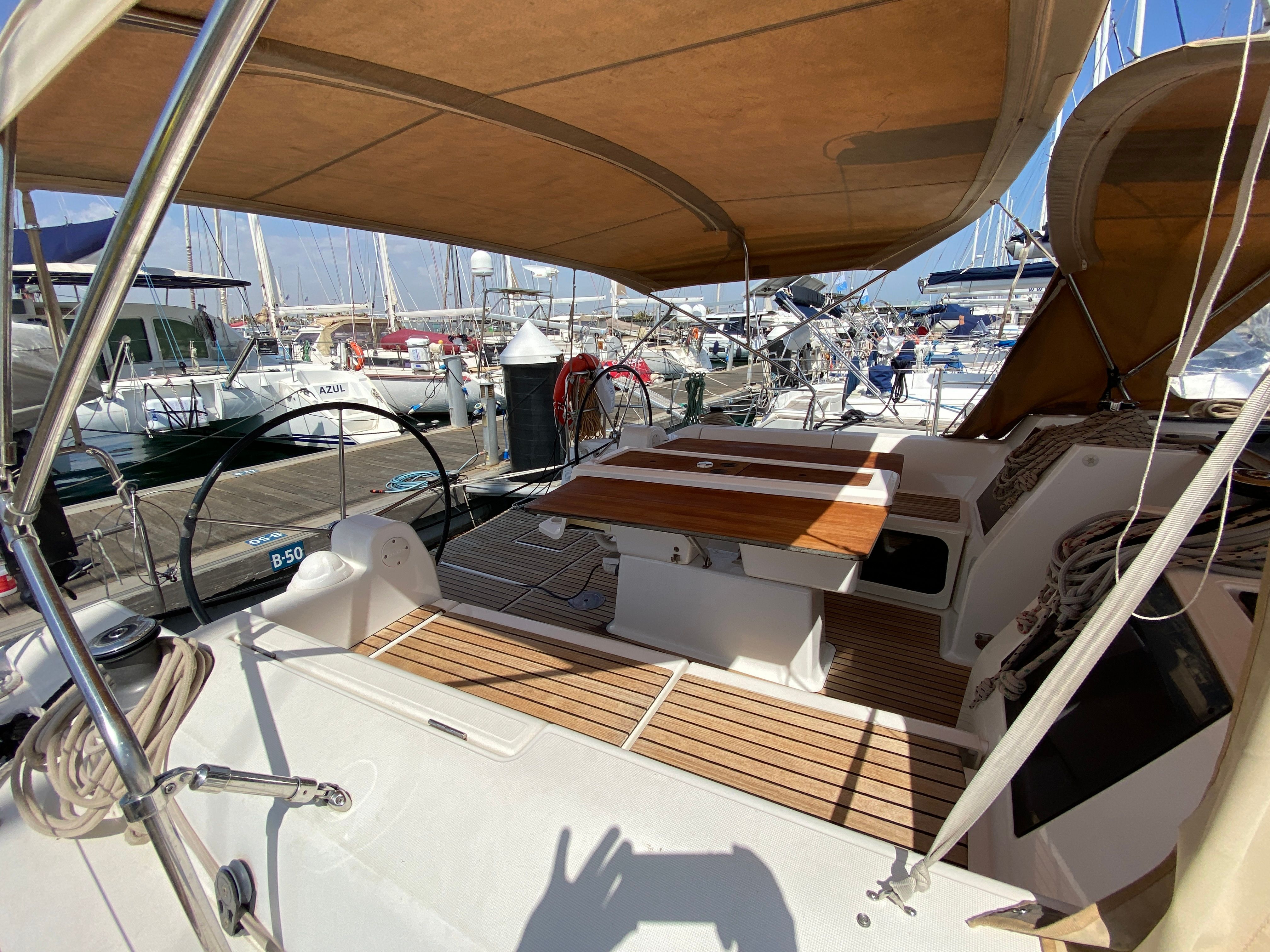 Dufour 410 | Amor Foll