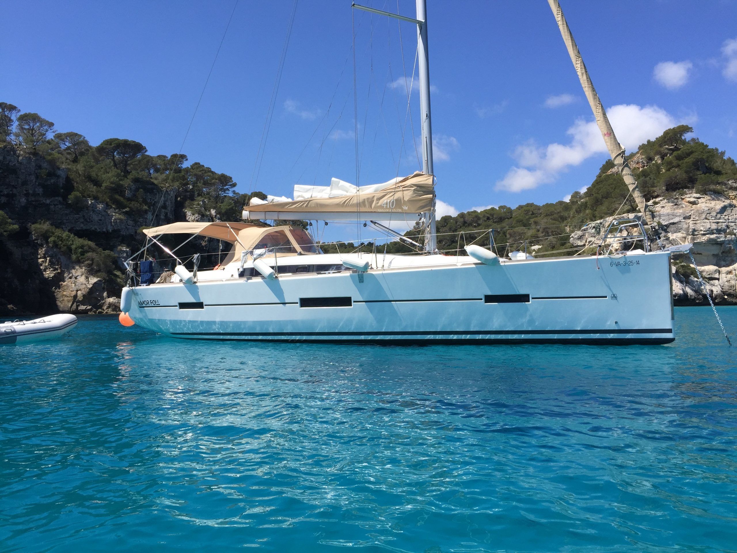 Dufour 410 | Amor Foll