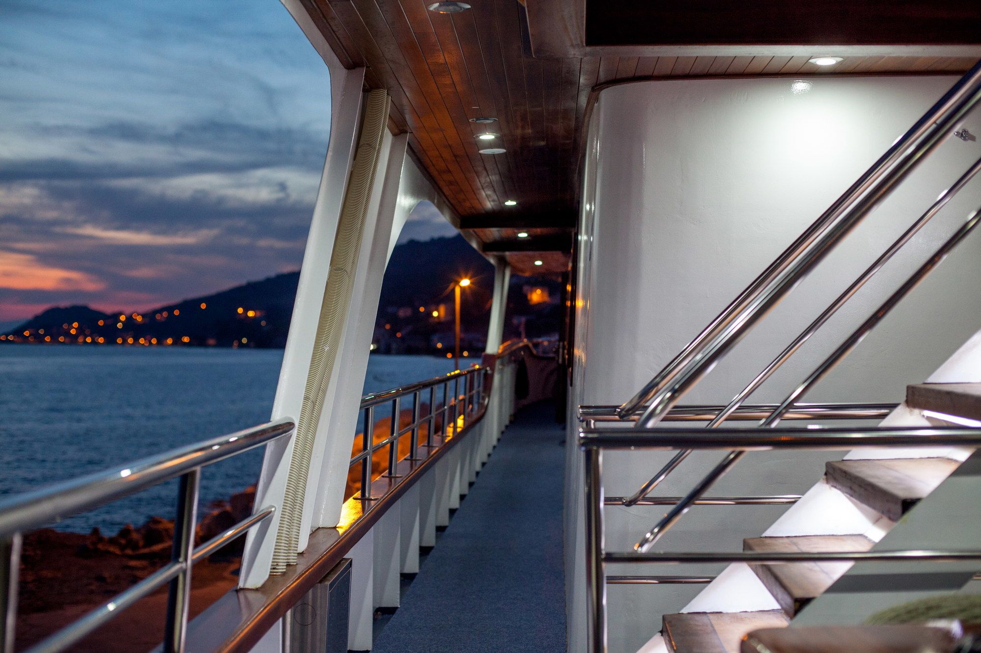 Custom Built 122 | Amalia