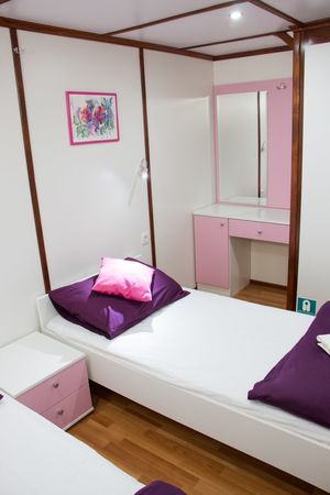 Custom Built 122 | Amalia