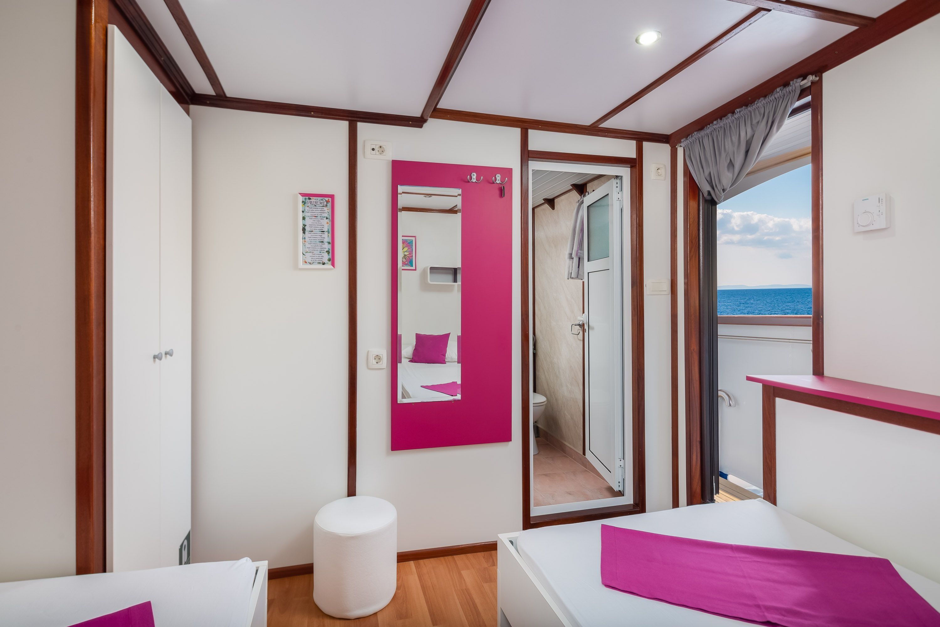 Custom Built 122 | Amalia