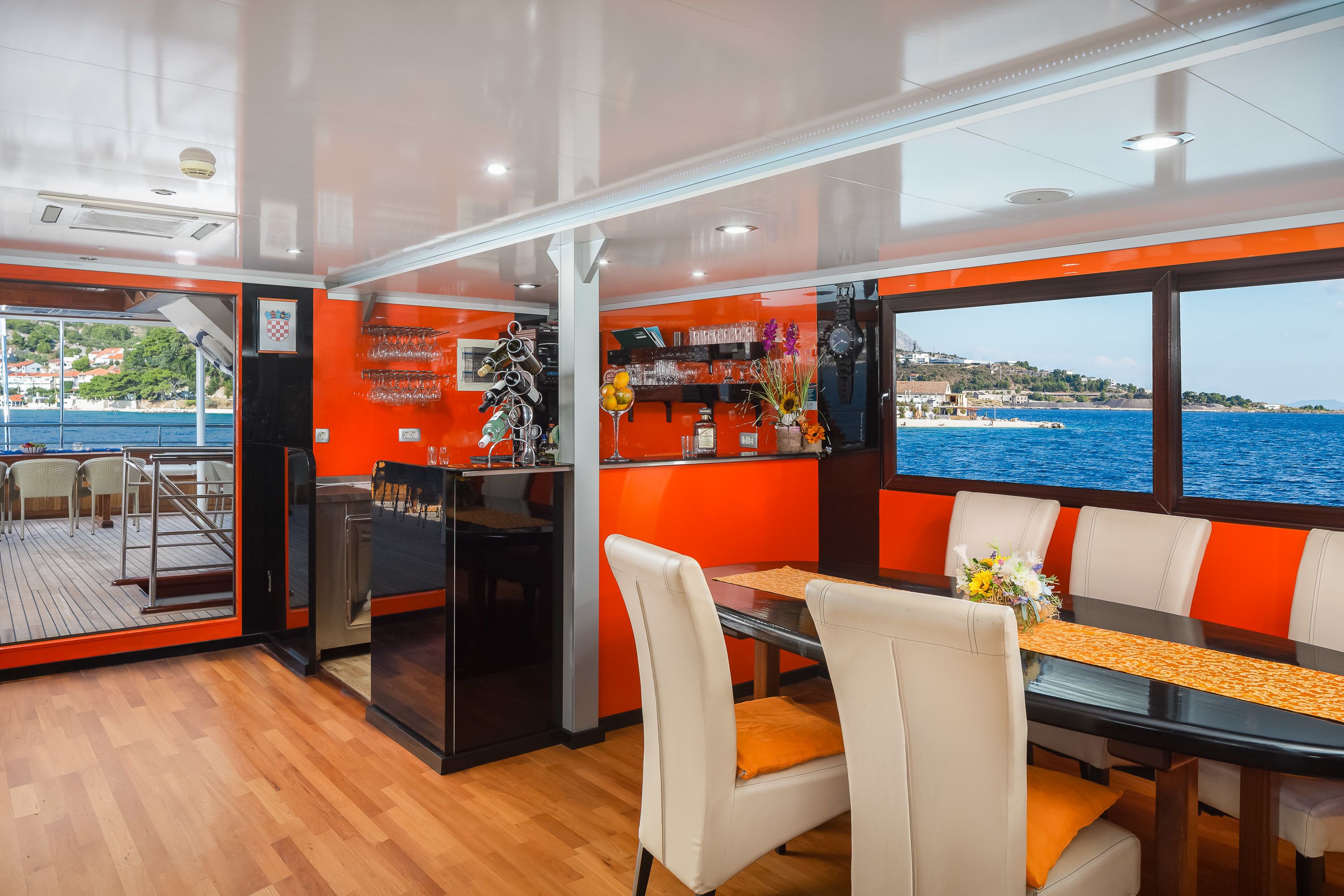 Custom Built 122 | Amalia