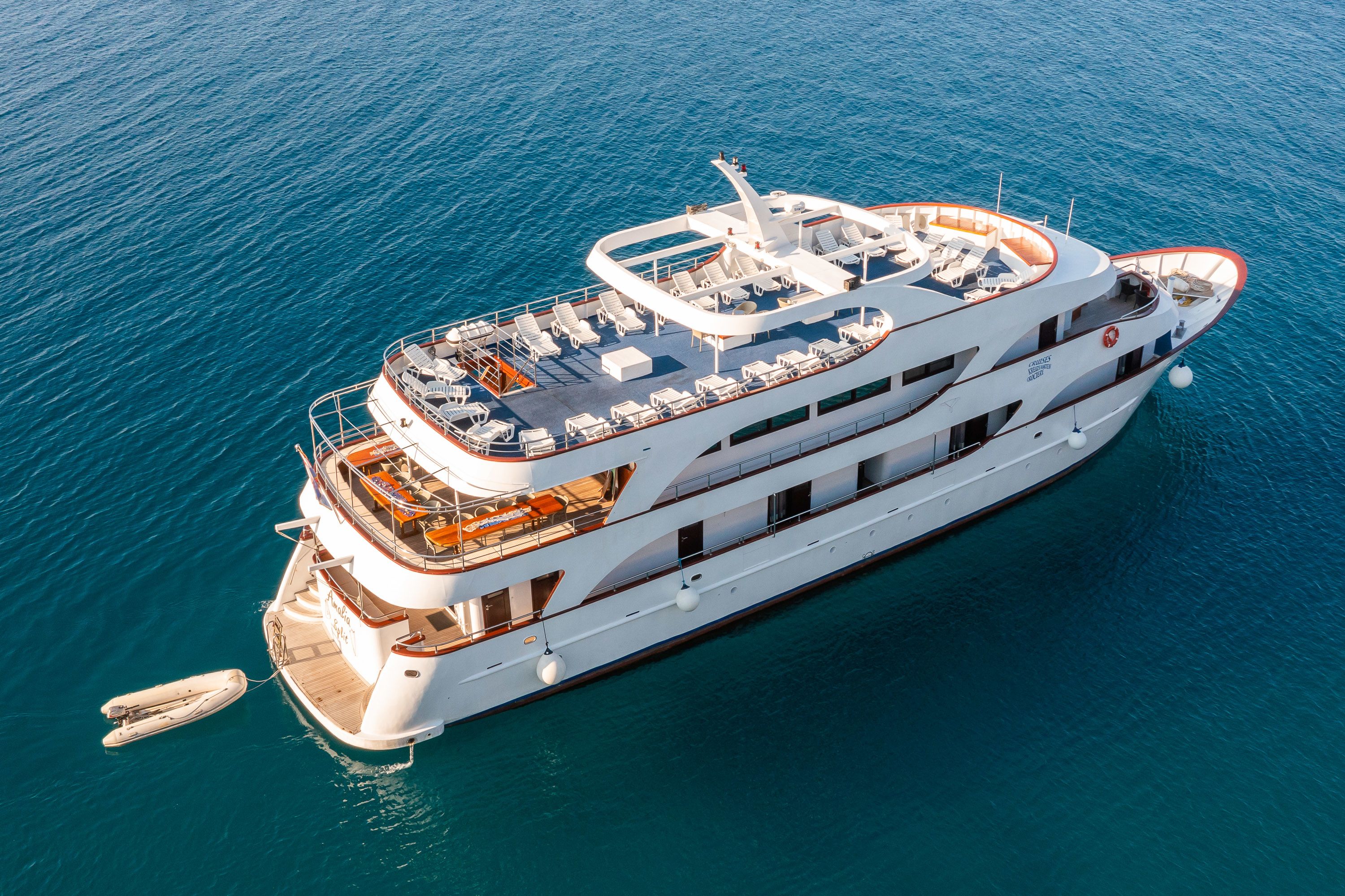 Custom Built 122 | Amalia